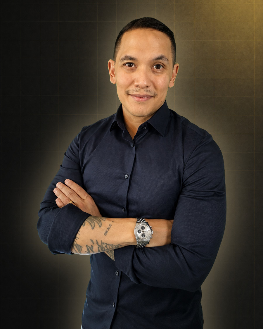 Porträt von Josua Luong, Softwareentwickler und Unternehmensberater